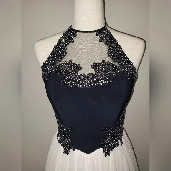Blondie Nights by Stacy Sklar Navy Blue/ White Tulle Halter Formal Dress Size 7 - Picture 3 of 16